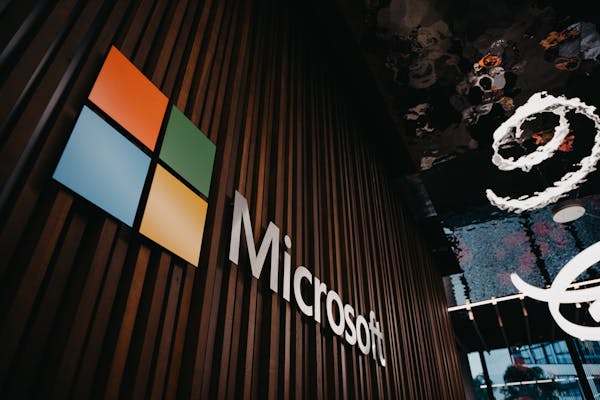 The Secret to Microsoft’s Resilience: How the Software Giant Stays Relevant in a Changing Market