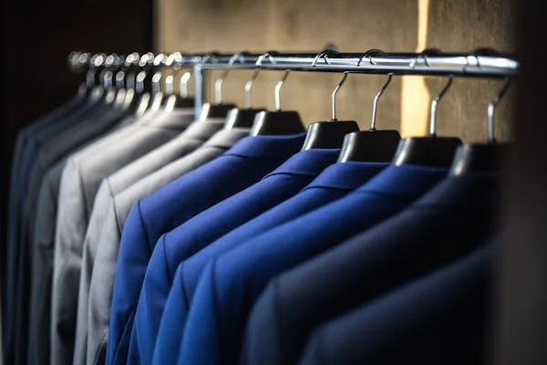 How to Create a Capsule Wardrobe That Fits Your Style