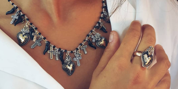 Corlù 1979: Elegance and Style in Handmade Jewelry